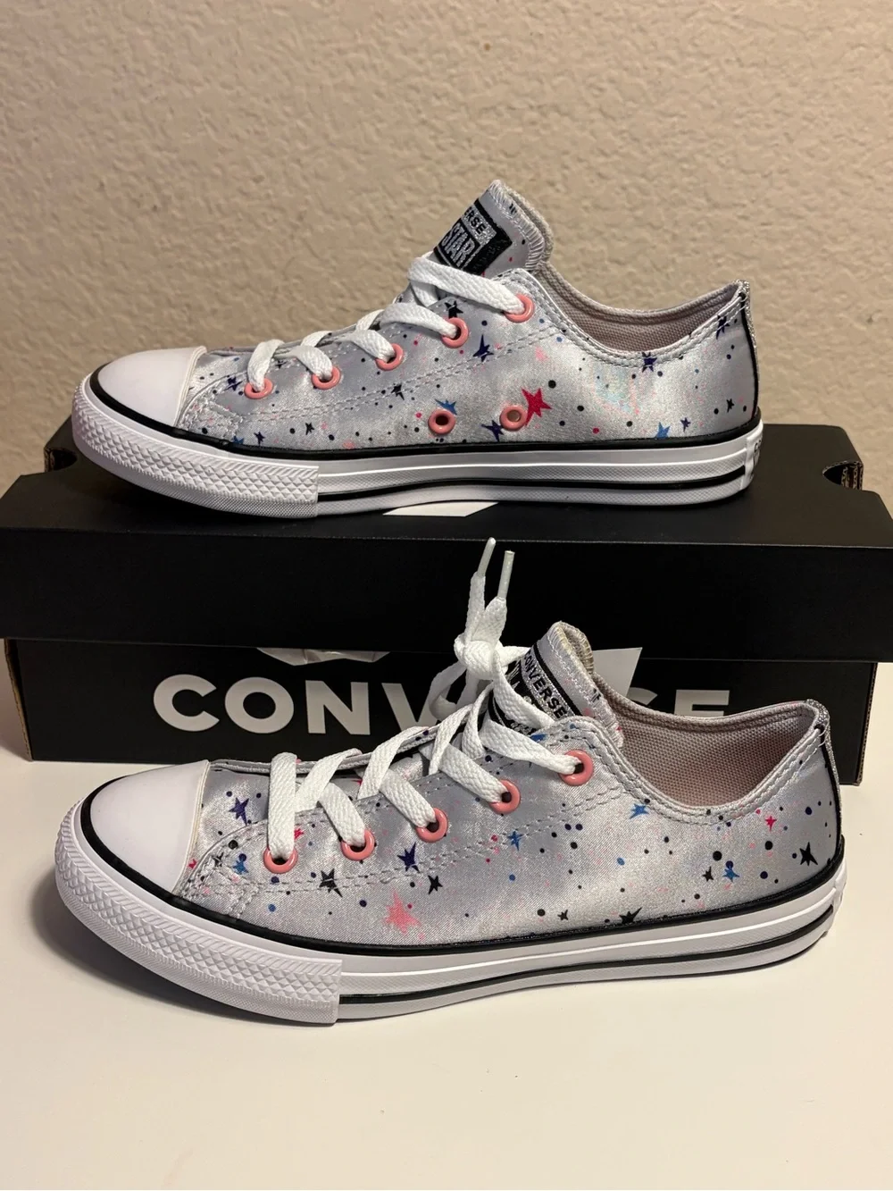 Converse Chuck Taylor All Star OX Junior 3 Silver Star Print Glitter 665360F NWT